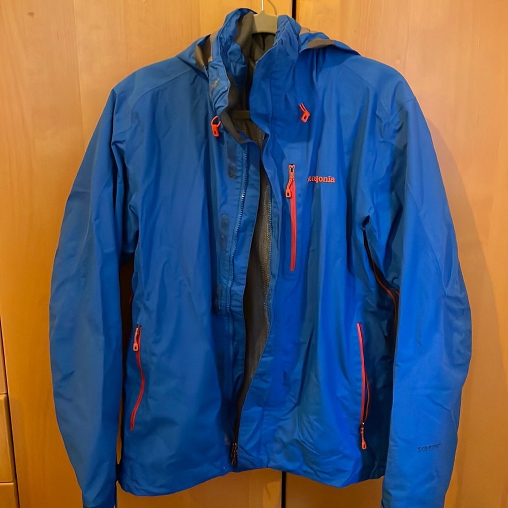 Patagonia Medium Men’s ski jacket